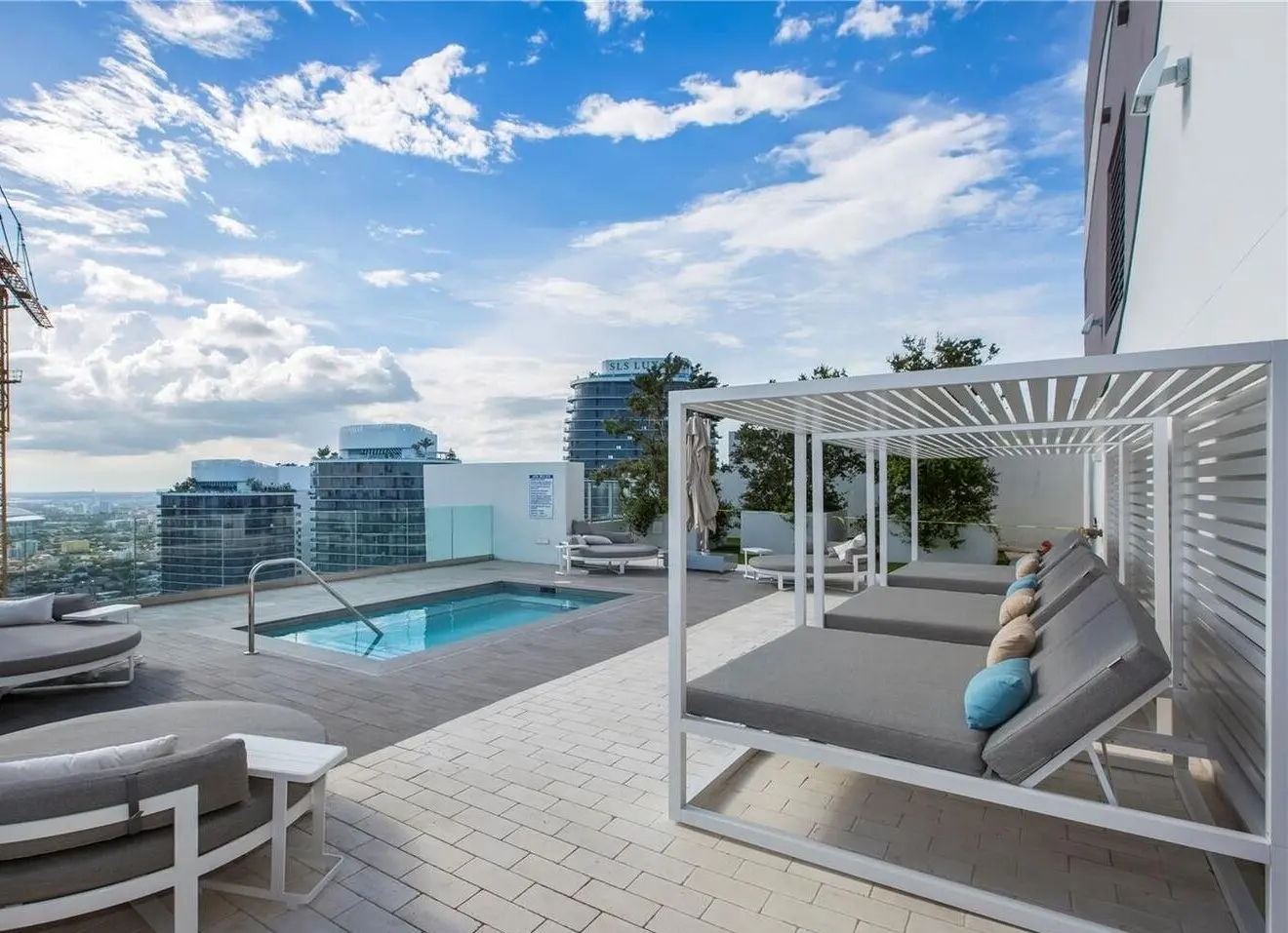 Rooftop pool and lounge area at 1010 Brickell in Miami.