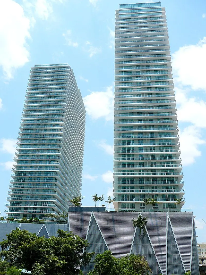 Axis on Brickell North
