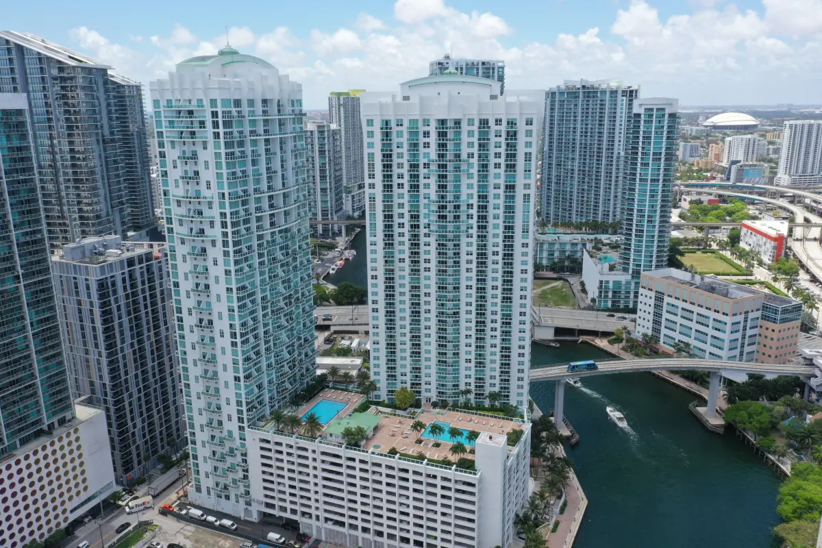 Aerial view of Brickell on the River North tower with rooftop pool in Miami.