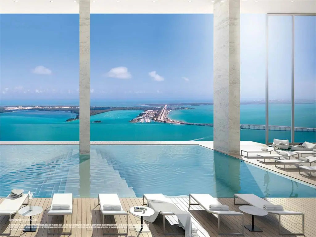 Infinity pool with ocean and skyline views at Echo Brickell.
