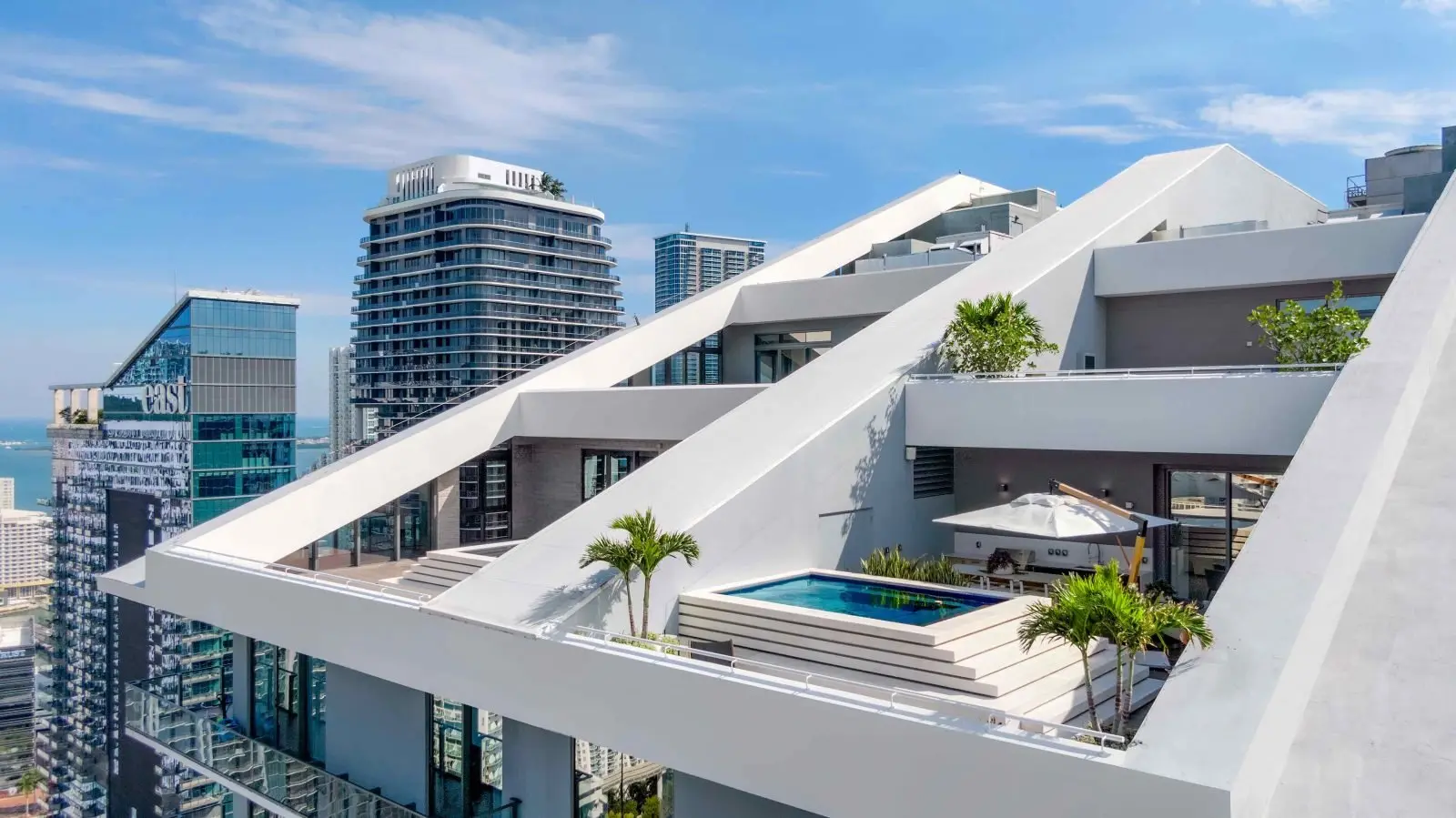 Rooftop pool and terrace at Reach Brickell City Centre.